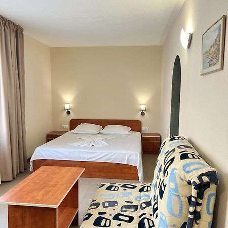 Hotel Jambo Golden Sands Eksteriør billede