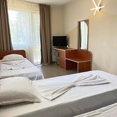 Hotel Jambo Golden Sands Eksteriør billede