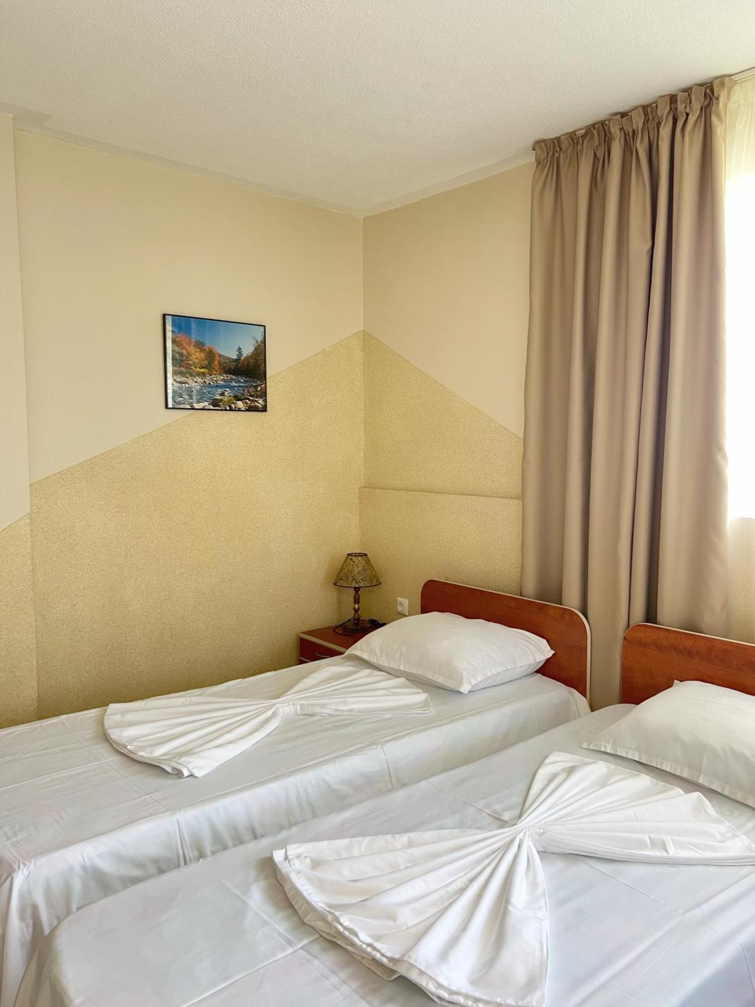 Hotel Jambo Golden Sands Eksteriør billede