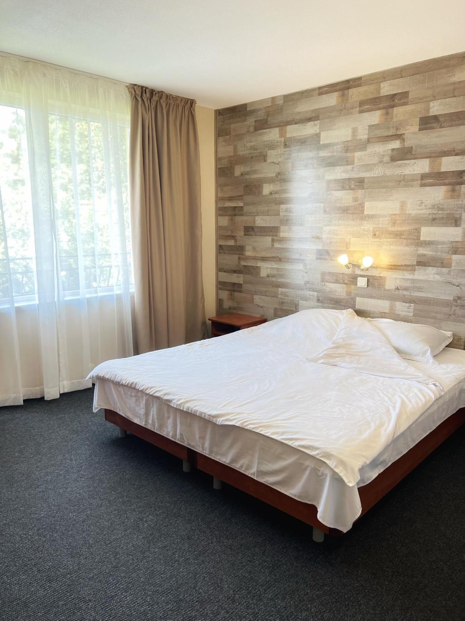 Hotel Jambo Golden Sands Eksteriør billede