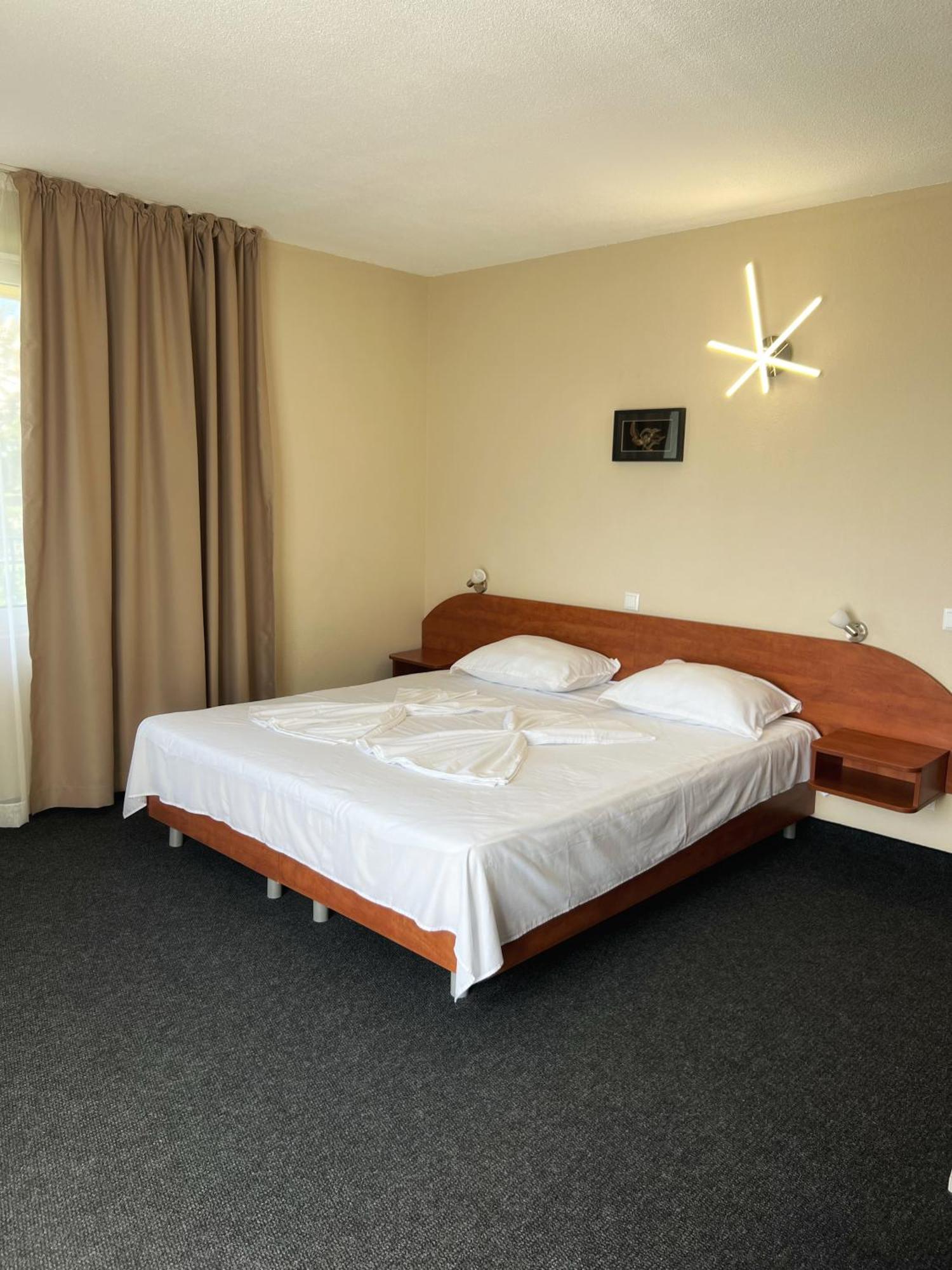 Hotel Jambo Golden Sands Eksteriør billede